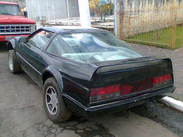 Miúra -- Carros Inúteis