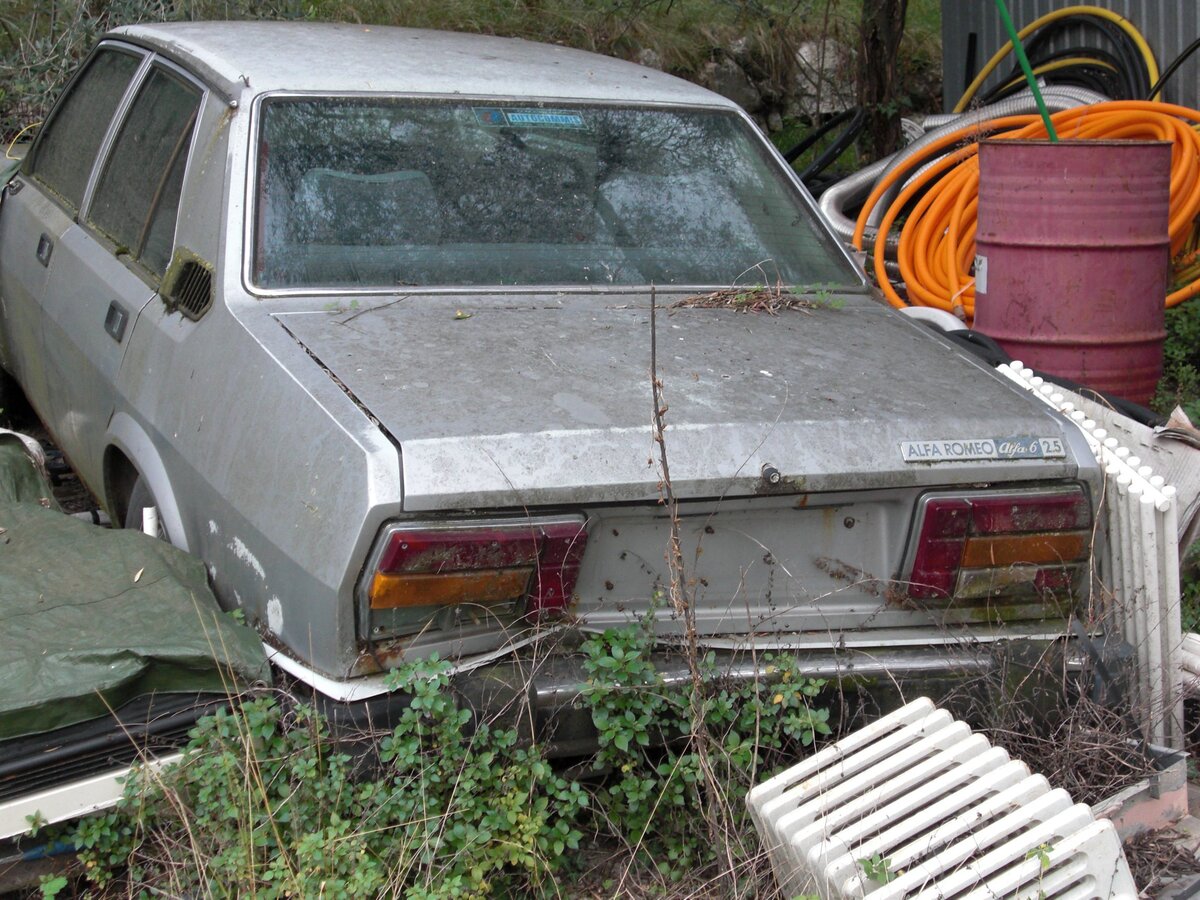 Alfa Romeo 2.5 (6 cilindros) 1983
