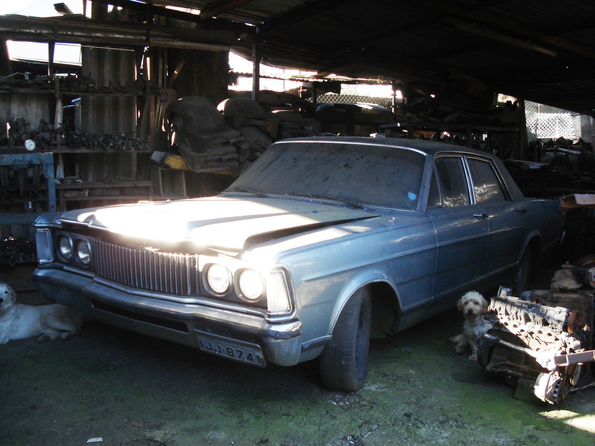 Ford Landau