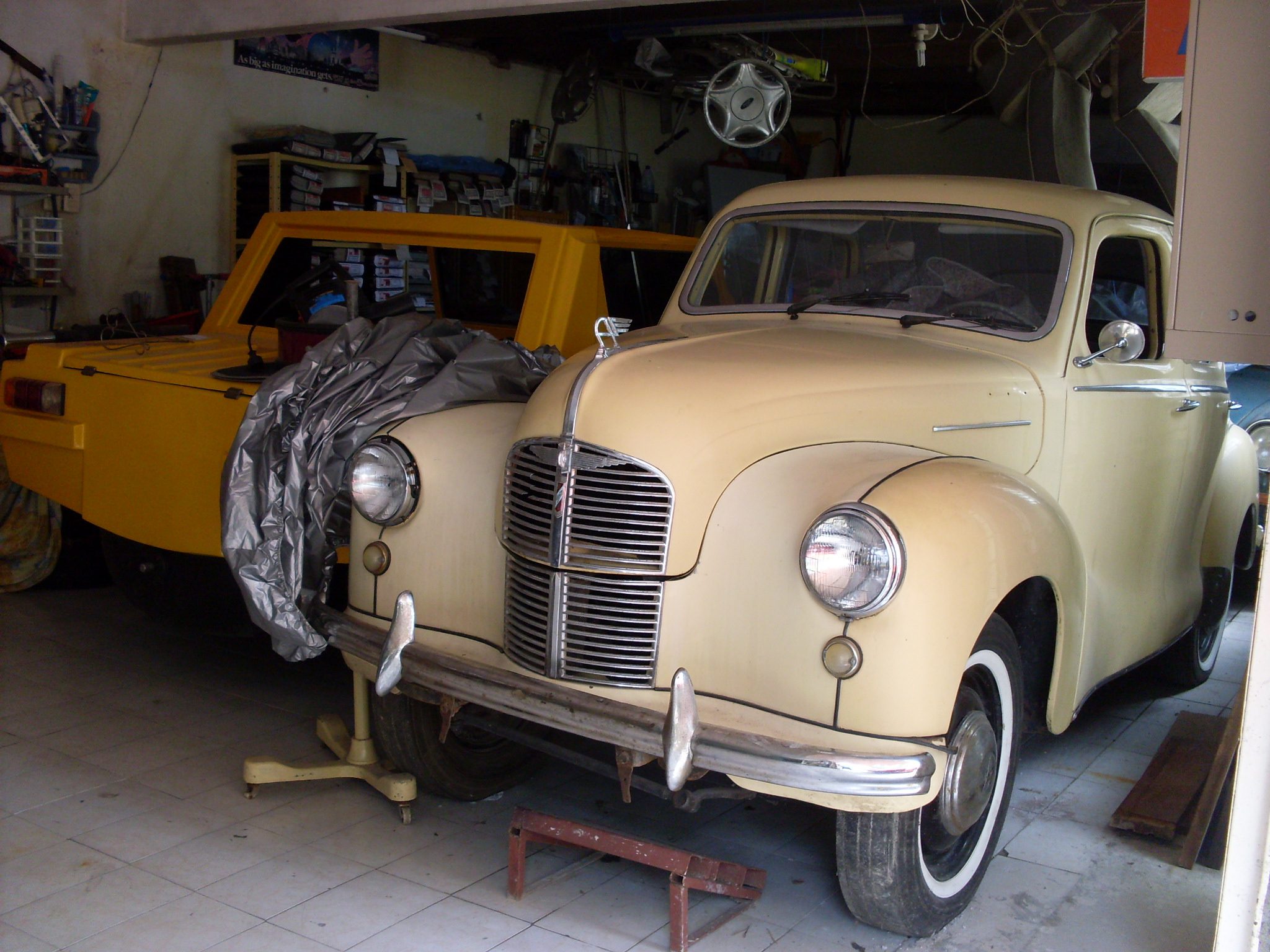Austin 1949