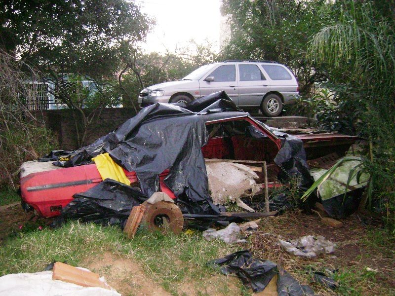 Carros Inúteis