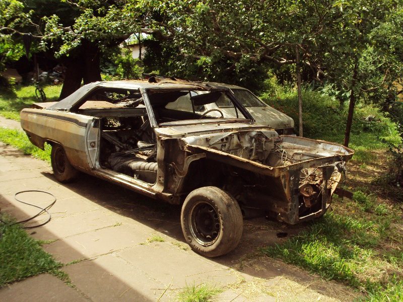 CARROS INÚTEIS e confrades: a façanha de um resgate…