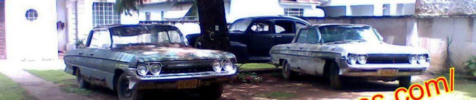 (Dois) Oldsmobile Dynamic 88 (ano 1962)