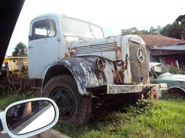 Caminhão MB 1957