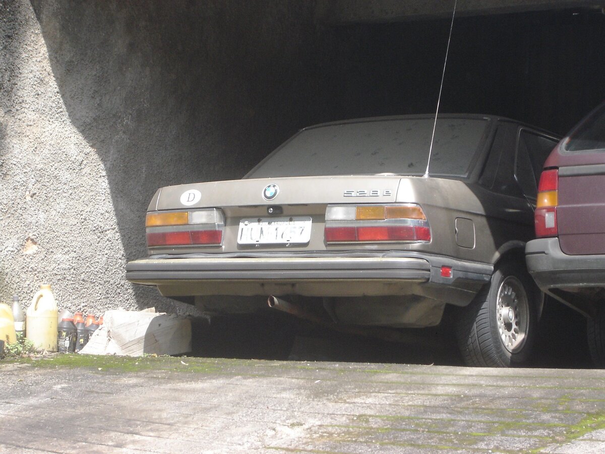 BMW 528e (1988)