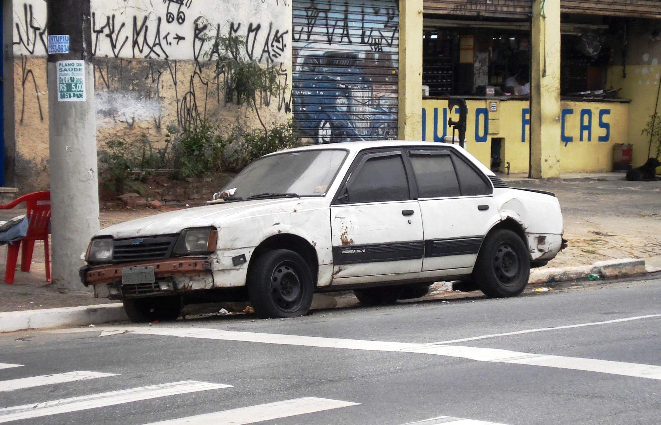 Chevrolet Monza
