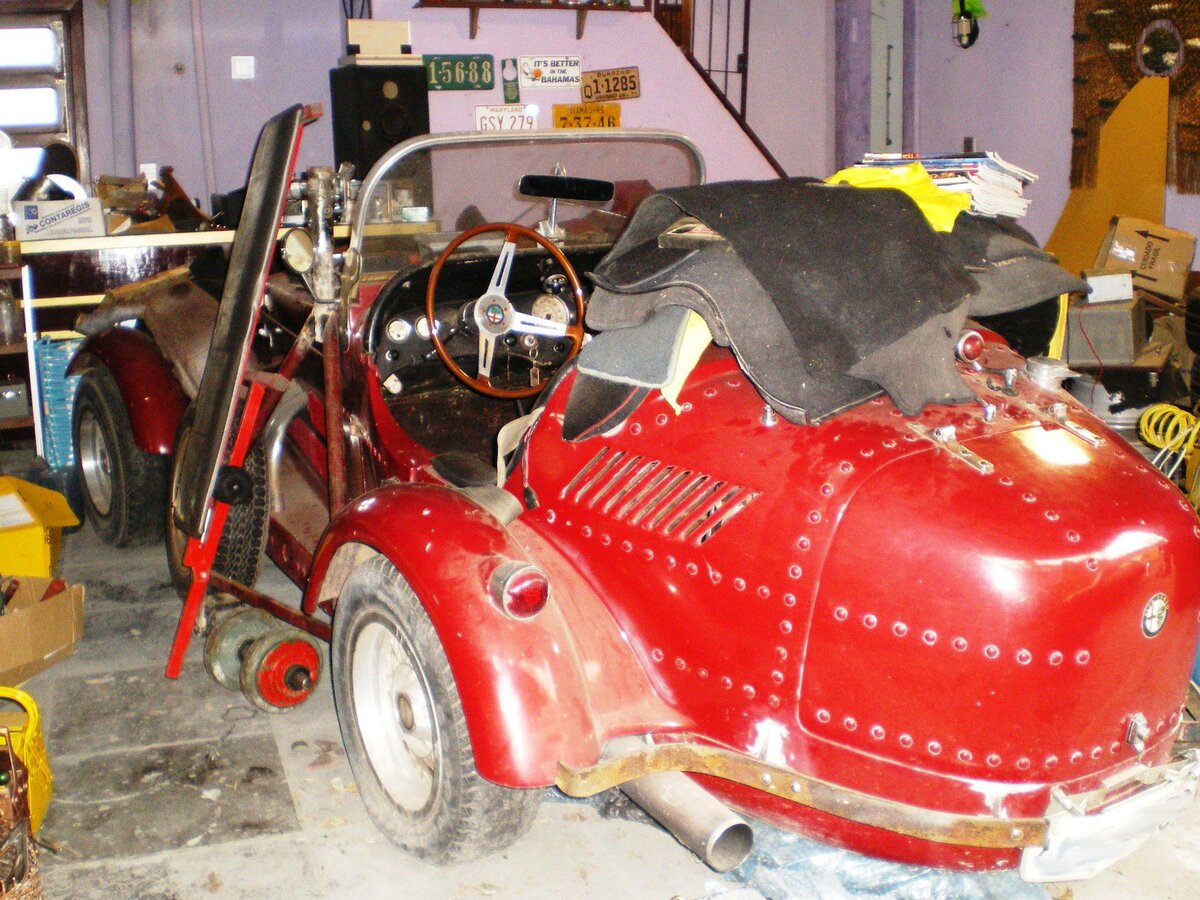 POST 700! L'automobile Ventura – réplica Alfa Romeo 1931