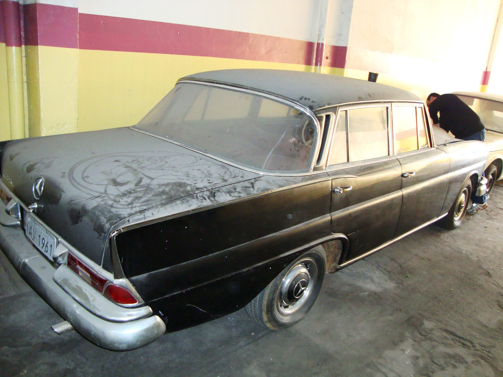 Mercedes-Benz 220s