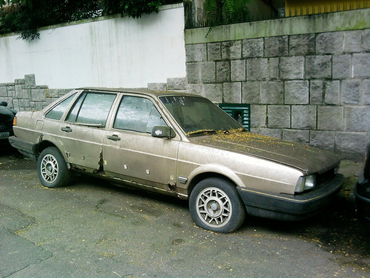 POST 696! Volkswagen Santana