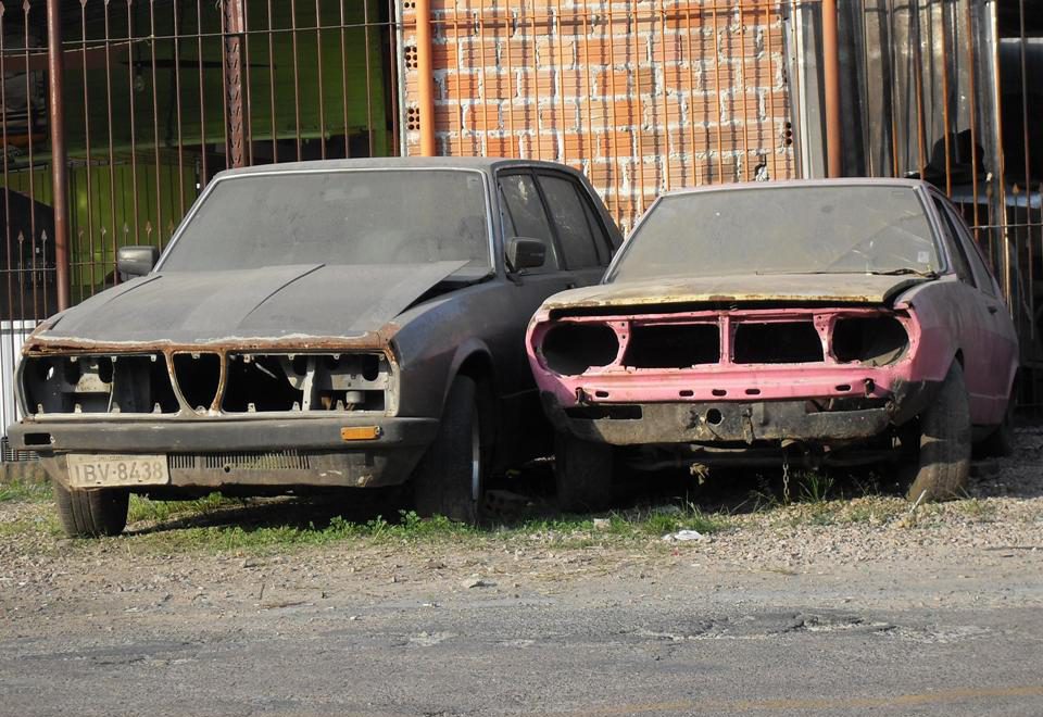 Alfa Romeo 2300 e Volkswagen Passat