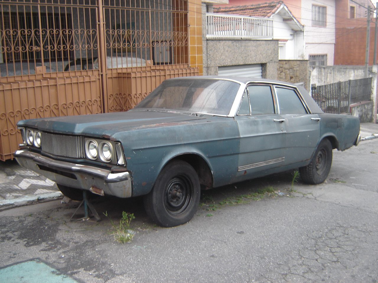 Ford Galaxie