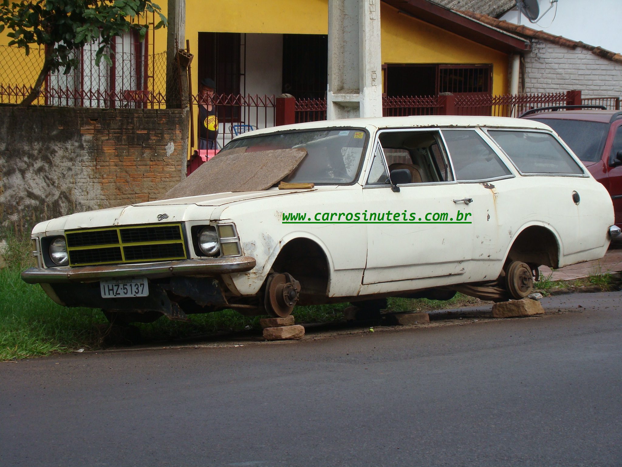 Chevrolet Caravan