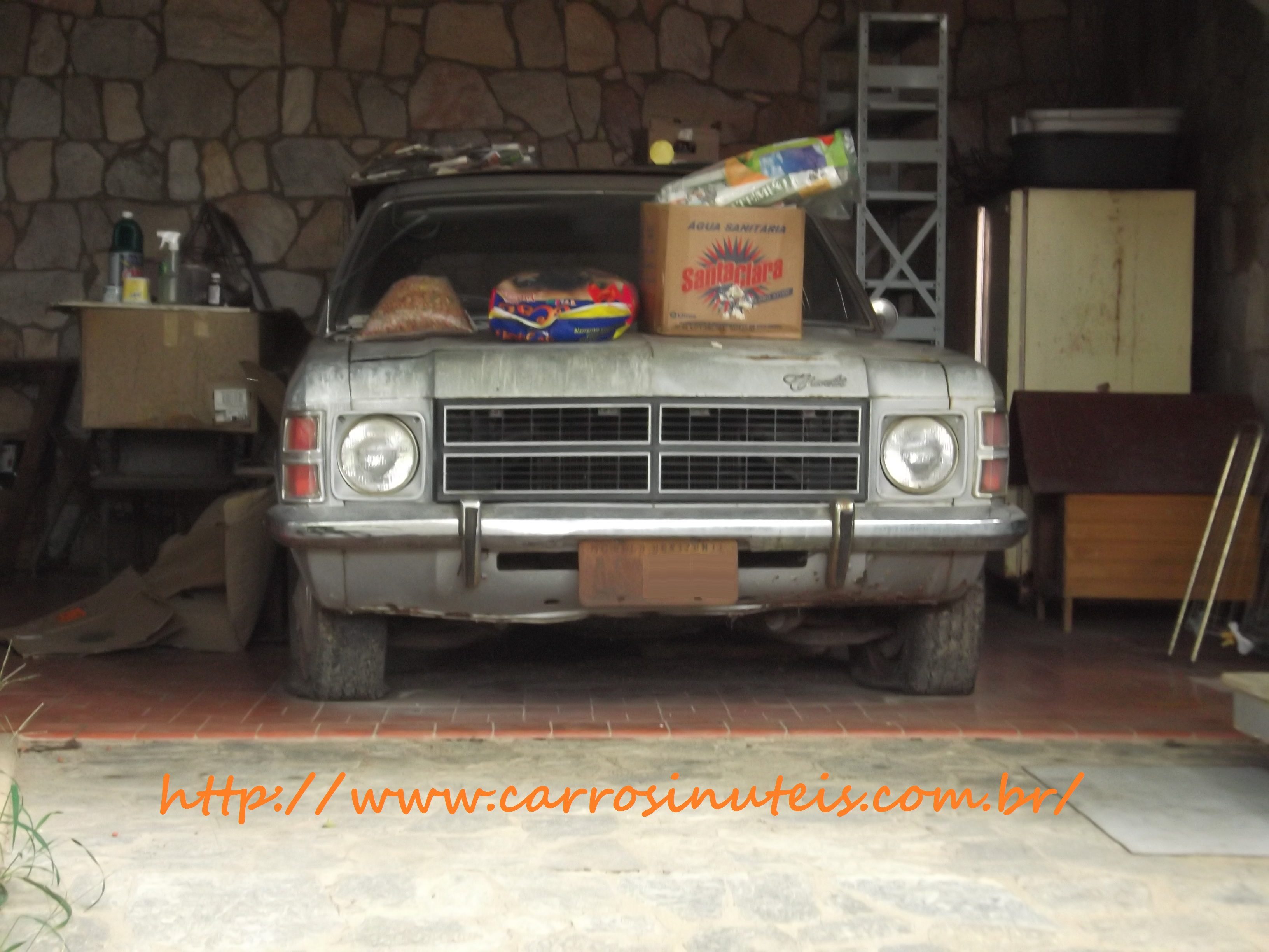 Chevrolet Opala (ou Caravan), Belo Horizonte, MG, by Lucas