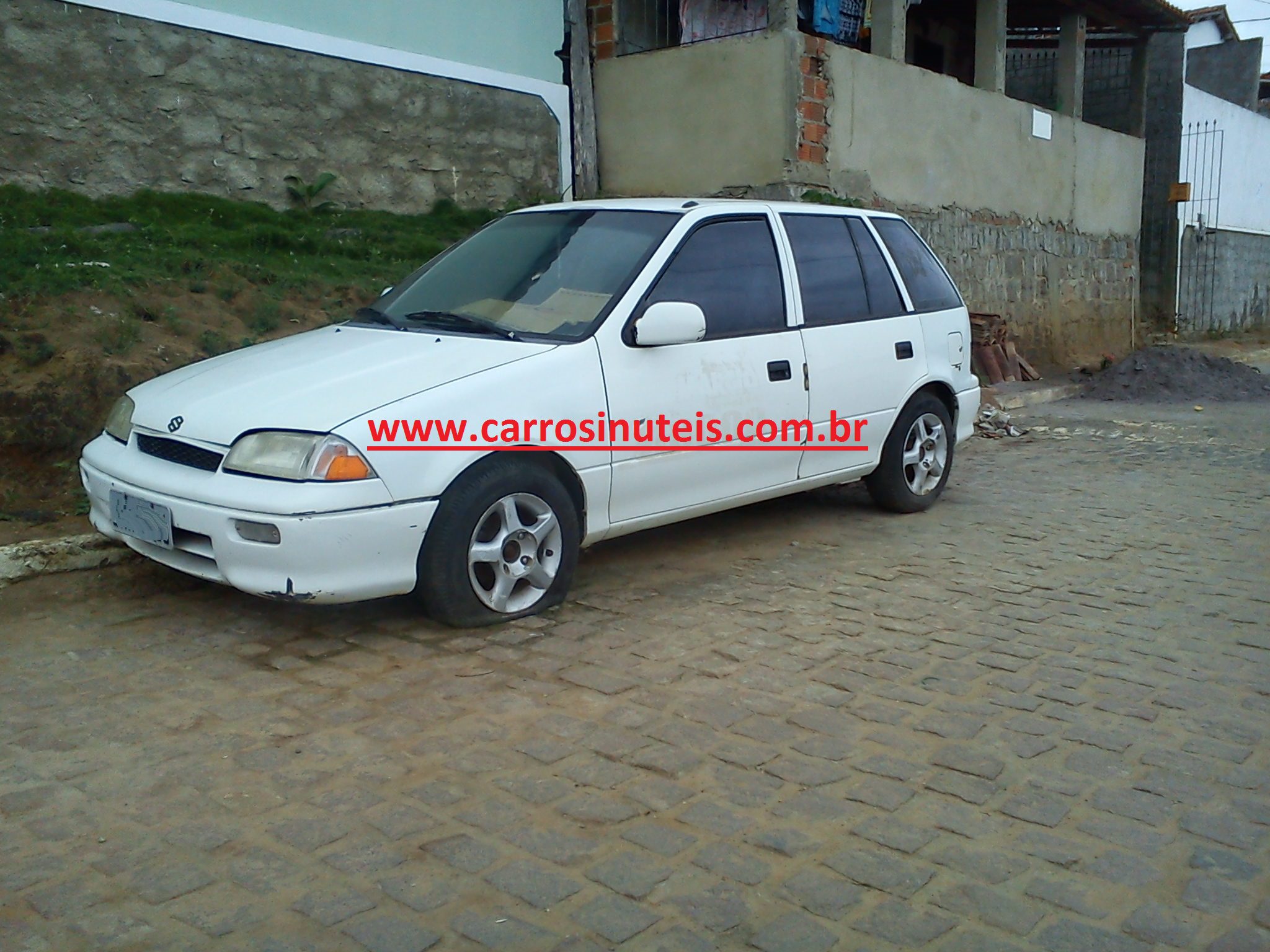 Suzuki Swift, Ubaira, Bahia, by Junin