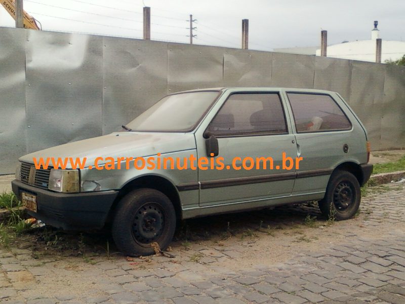 Fiat Uno, foto de Cláudio Mineiro, Porto Alegre-RS