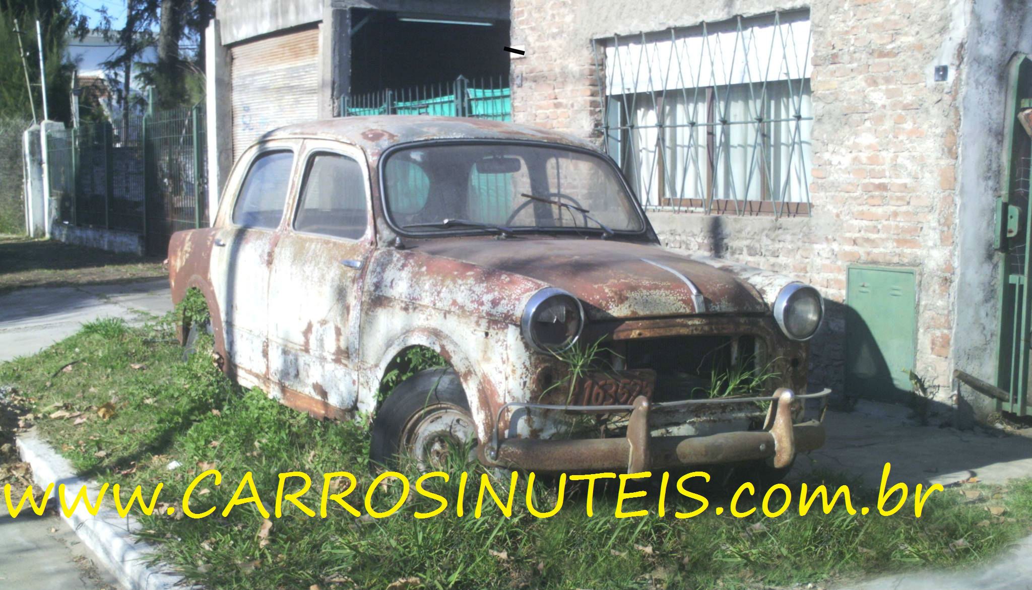 Fiat 1100, San Antonio de Padua, Argentina. Foto de Horácio Javier Lopez.