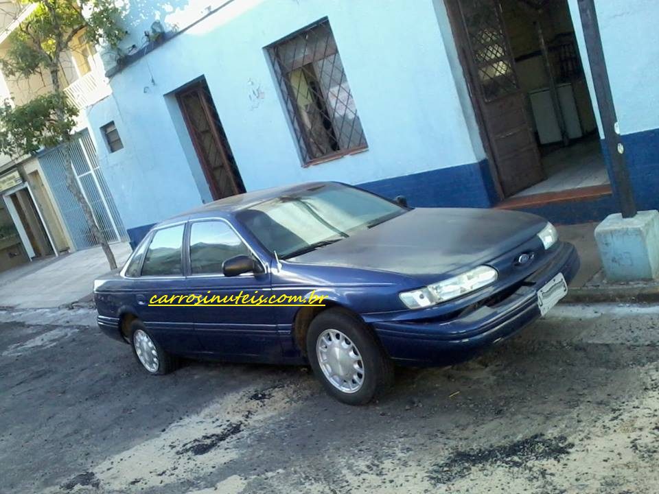 Ford Taurus – Alegrete, RS, Russel