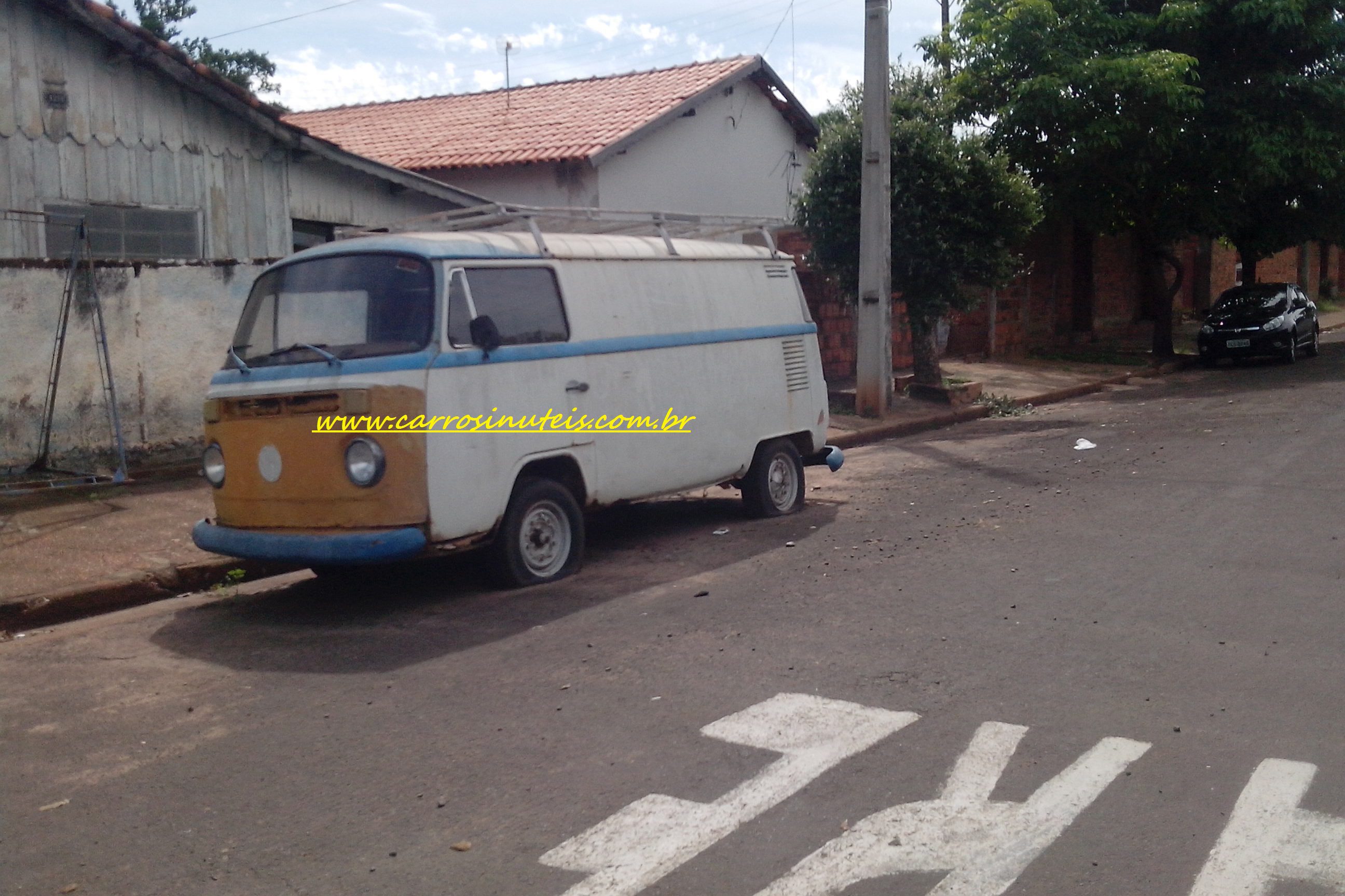 VW Kombi, Tupi Paulista, SP, Antônio